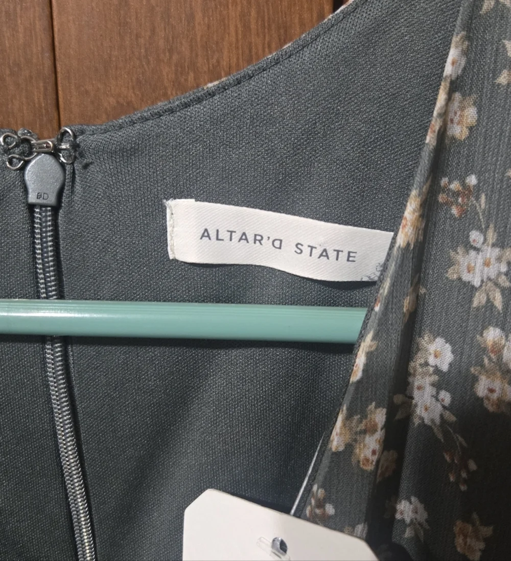 Altar'd State Women's Floral Romper - Picture 3 of 7